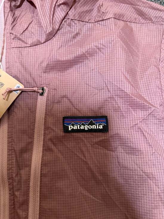 Patagonia Men's Houdini Jacket in Evening Mauve - Picture 3 of 8